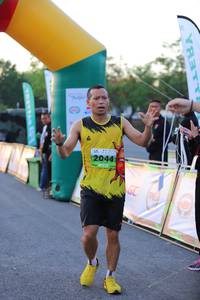 BIB: 2044
                            <button type="button" onclick="openModal(3632054)" class="btn btn-primary btn-sm float-right btn-popup" data-toggle="modal" data-target=".modal-high-quality">
                        <i class="fas fa-shopping-cart"></i> Add to Cart
                    </button>
                                            <button type="button" onclick="isThisMe(3632054, true)" class="btn btn-success btn-sm float-right btn-popup btn-isme hidden" data-toggle="tooltip" data-placement="bottom" title="นี่คือรูปของคุณใช่ไหม คลิกที่นี่เพื่อเอาเข้าอัลบั้ม">
                        <i class="fas fa-plus"></i> Add to album
                    </button>
                    <button type="button" onclick="isThisMe(3632054, false)" class="btn btn-warning btn-sm float-right btn-popup btn-isnotme hidden">
                        <i class="fas fa-ban"></i> Remove from album
                    </button>